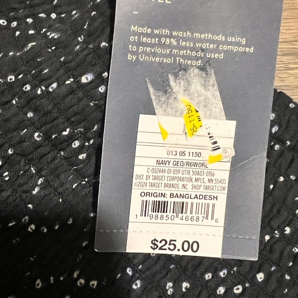 Universal Thread Black and Silver Bubble Mini Skirt - Picture 3 of 6